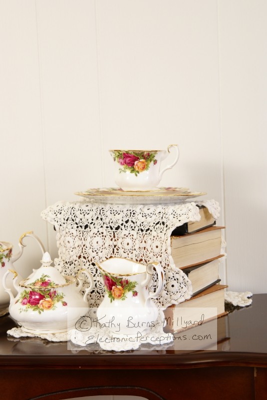 Stock Photo: Home Decor - by Kathy Burns-Millyard